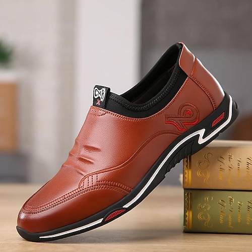 

Hombre Zapatos de taco bajo y Slip-On Zapatos Confort Mocasines de cuero Negocios Casual Británico Exterior Diario PU Rojo tinto Negro Azul Piscina Verano Primavera