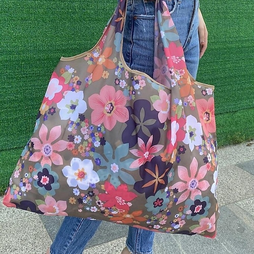 

Large Capacity Floral Shoulder Tote for Everyday Shopping Foldable Eco-Friendly Shopping Bag Tote Folding Pouch Handbags Convenient Travel Grocery Bag