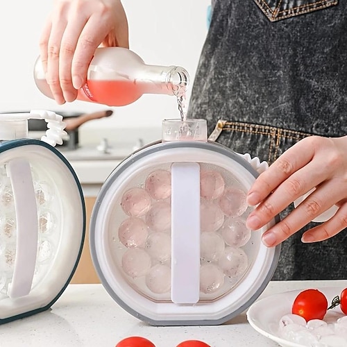 

créez des boules de glace parfaitement rondes avec cette bouteille d'eau et ce pot de fabrication de boules de glace 2 en 1!