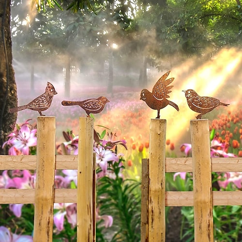 Ornements de jardin d'oiseaux en métal de 4 pièces/ensemble, décoration d'oiseau  de cour de jardin de fer de 2024 ? $15.49