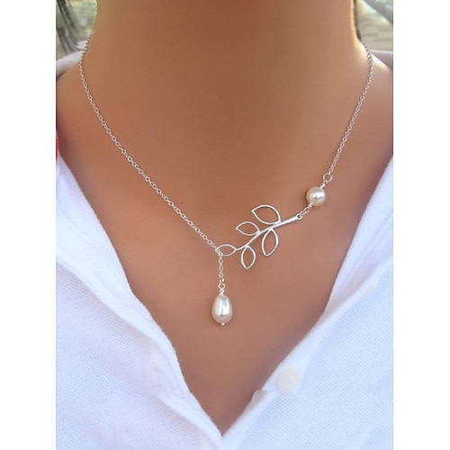 

Women's necklace Fashion Outdoor Leaf Necklaces