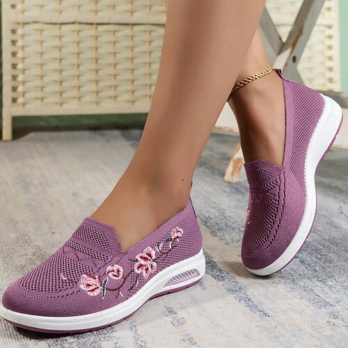 Cheap Vintage Embroidered Women Flats Flower Slip On Round Toe