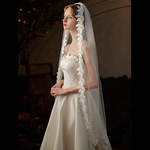 One-tier Stylish / Lace Wedding Veil Blusher Veils / Fingertip Veils with  Pure Color Tulle 2023 - $43.99