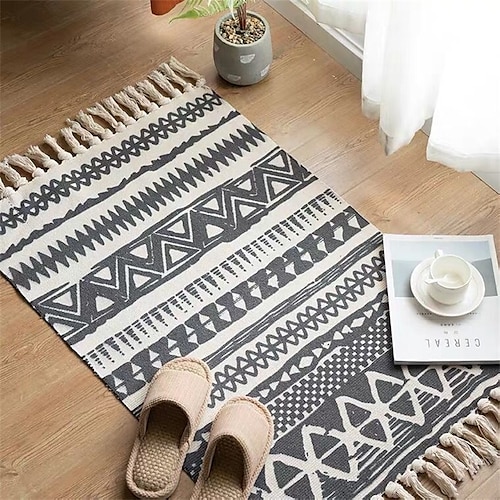 

Cotton Linen Woven Home Bedroom Floor Mat Room Bedside Floor Mat Living Room Sofa Coffee Table Handmade Tassel Carpet Can Be Machine Washed