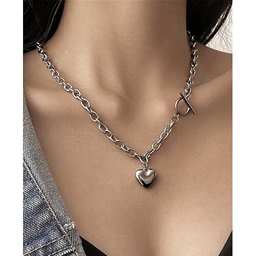 

Women's necklace Fashion Outdoor Heart Necklaces