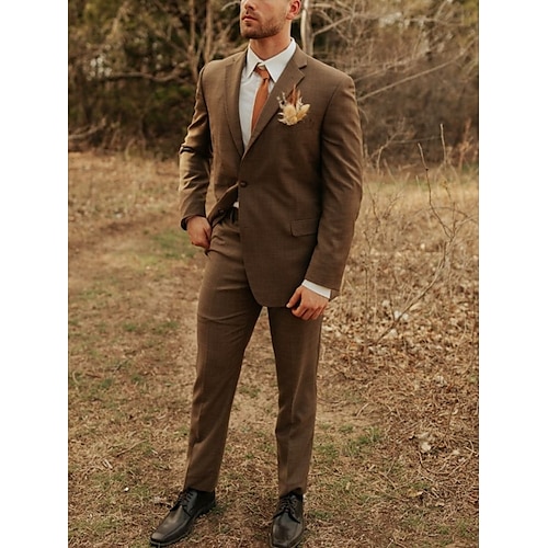 

Costumes de mariage d'automne pour hommes marron 2 pièces de couleur unie coupe ajustée simple boutonnage à deux boutons 2023