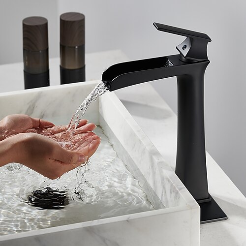 

Bathroom Sink Faucet - Centerset / Waterfall Painted Finishes Centerset Single Handle One HoleBath Taps