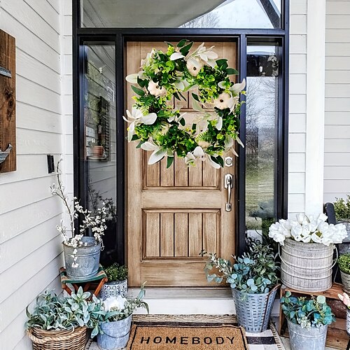 

decoración de corona de otoño de casa de campo puerta delantera con calabazas blancas orejas de cordero y hojas de eucalipto corona de puerta de cosecha para decoración de otoño o acción de gracias