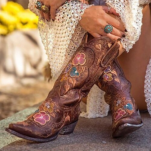 

Mujer Botas Botas cowboy Tallas Grandes Exterior Diario Botas a media pierna Bordados Tacón Cuadrado Dedo Puntiagudo Clásico Casual Cuero Sintético Mocasín Bordado Almendra Marrón