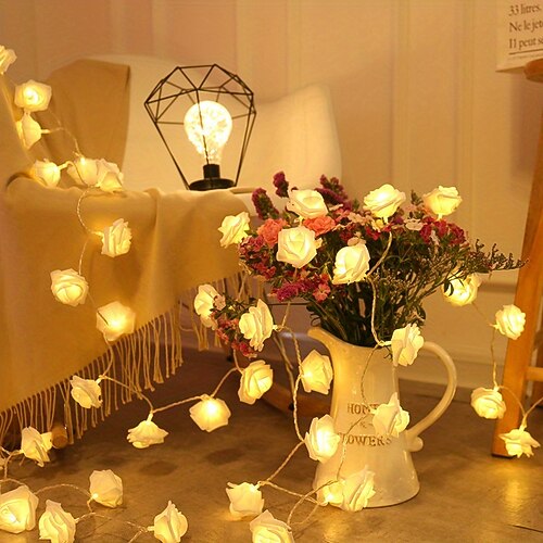 Catena Luminosa A Rose Rosse – 30 LED A Forma Di Rosa, 3 Metri A Batteria, Con Modalità Fissa E Lampeggiante Per Matrimoni E San Valentino