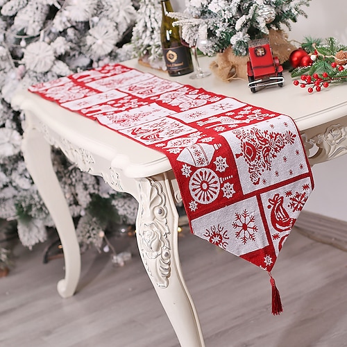 Winter White Snowflake Christmas Table Setting - Home with Holliday