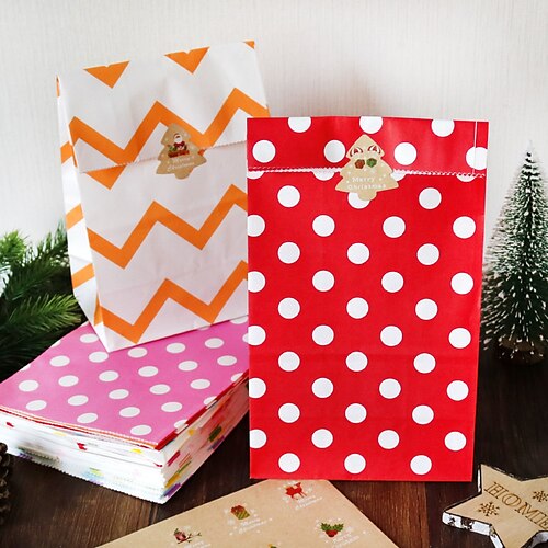 

10pcs Christmas Gift Bag Polka Dot Stripes Blank Paper Bag Retro Creative Gift Bag Party Biscuit Baking Packaging Paper Bag