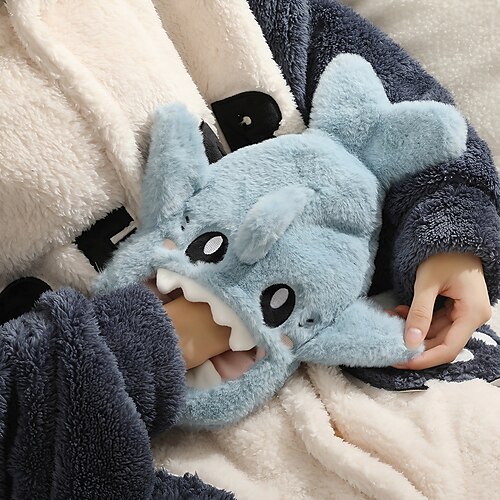 

1pc casa saco de água quente tubarão bonito garrafa de água quente para o inverno dos desenhos animados de pelúcia tubarão sacos de água quente