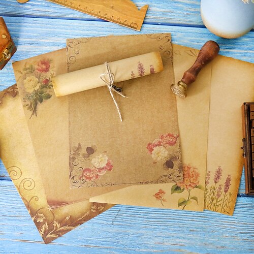 

8pcs/set Kraft Paper Printing Romantic Love Letter Brown Writing Paper Antique Invitation Paper Brown Envelopes Paper for Letter Writing Packing Vintage A5 Greeting Card Paper.