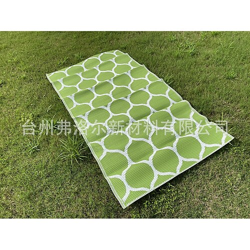 

Outdoor Plastic Straw Rug PP Mat Woven Picnic Mat Outdoor Tourism Mountainous Moisture-proof Geometric Sage Green