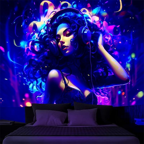 

Tapeçaria de luz negra brilho reativo uv no pop mulher trippy enevoado natureza paisagem tapeçaria pendurada mural de arte de parede para sala de estar quarto