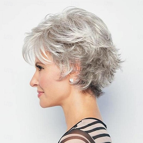 Perruque Femme Courte Grise Cecilia 51 - Synthétique, Raie Libre, Bonnet Moyen - Neuf Avec étiquettes