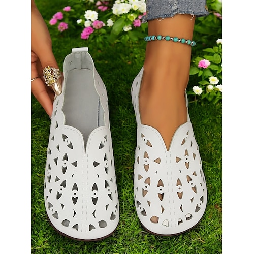 Weiße, lasergeschnittene Barfuß-Slipper für Damen – atmungsaktive und leichte Freizeitschuhe mit weiter Passform, ideal für Sommertage