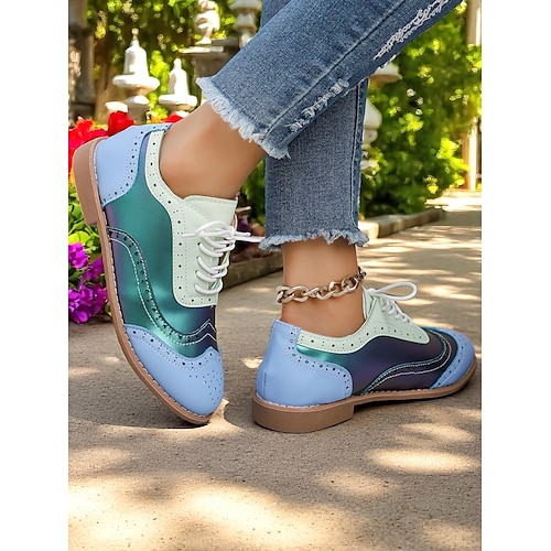  női színblokkos szárnyvégű oxford cipő, 1950-es évekbeli retró fűzős brogue cipő irizáló panelekkel, hétköznapi kirándulásokhoz és vintage ihletésű utcai stílushoz.