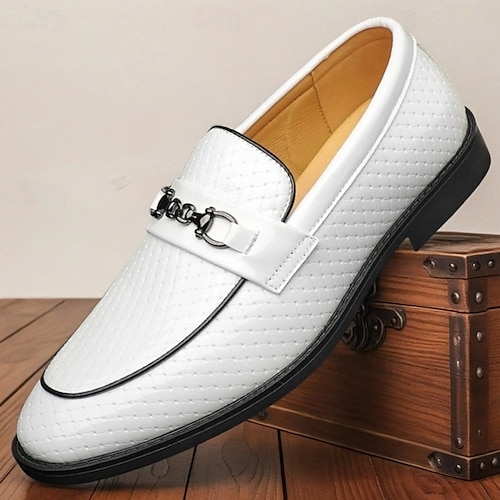 Herren-Loafer aus weißem Kunstleder mit Metalleinsatz – elegante Slipper für Sommerpartys, Kreuzfahrten und Resort-Hochzeiten