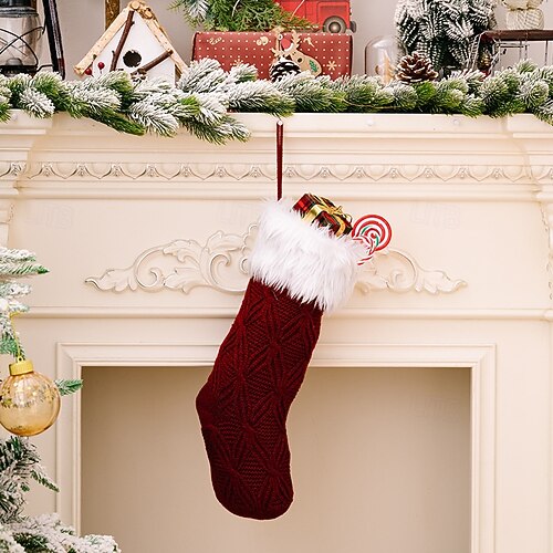 12 Stück Weihnachtsstrümpfe Im Mini-Format – Gestrickte Socken Für Baum & Deko | 6 Verschiedene Designs