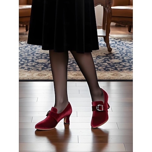  Women's 1920s Edwardian Burgundy Velvet Buckle Loafers Low Heel Vintage Shoes – Retro Elegant Dress Footwear for Ladies Formal , Evening Occasions and Gatsby Party