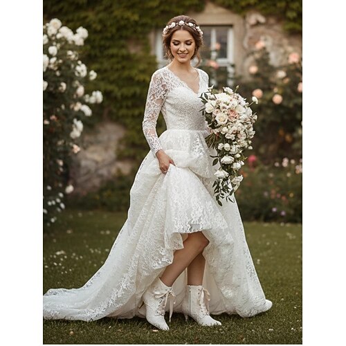 stivaletti da donna in pizzo vintage con lacci in nastro di raso e tacchi a gattino: eleganti scarpe da sposa per matrimoni ed eventi di ispirazione vittoriana del 2026 a CHF77 stivaletti da donna in pizzo vintage con lacci in nastro di raso e tacchi a gattino: eleganti scarpe da sposa per matrimoni ed eventi di ispirazione vittoriana del 2026 a CHF77