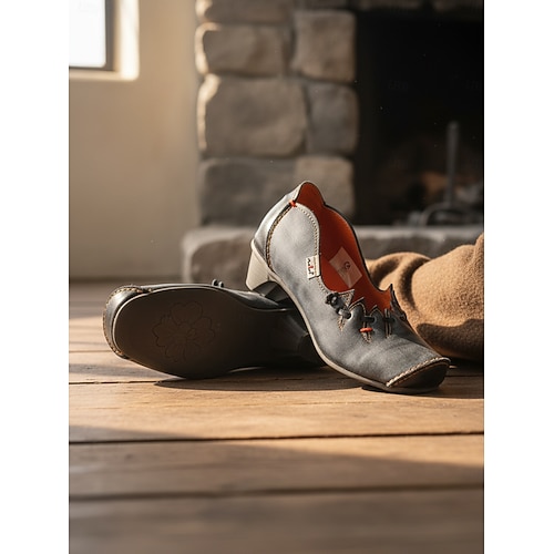  Women's Medieval Viking Style Low Heel Leather Shoes – Retro Green Hand-Stitched Details for Costume, Renaissance Fair, Festivals & Daily Vintage Outfits