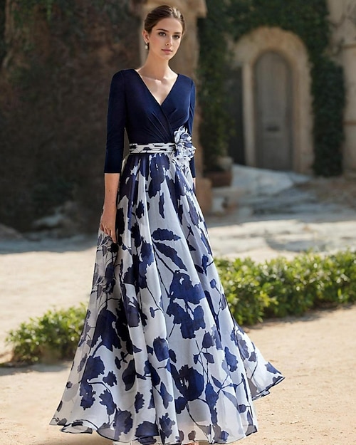 Abito da sposa in spiaggia A-Line per madre della sposa Abito formale per invitata a nozze elegante scollo a V lungo fino al pavimento in chiffon manica 3/4 con fiore Abito per invitata a nozze