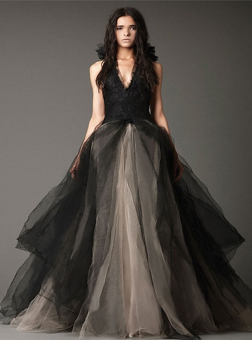 Engagement Gothic Wedding Dresses in Color Formal Wedding Dresses A-Line Halter  Neck Sleeveless Floor Length Satin Bridal Gowns With Appliques 2024 2026 -  $264.49