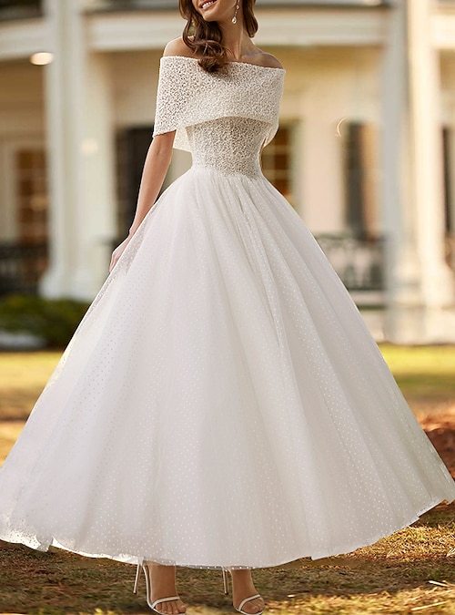 Short Sleeve Lace Ballgown Lace Wedding Dress With Appliques, Off