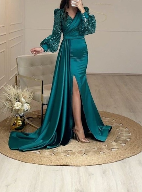 Graceful Teal Green Evening Dress for Bridesmaids with a Draped V-Neckline  - China Princess Dress and Fashion Dress price | Made-in-China.com