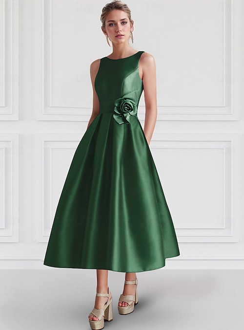 white christmas dresses Maureen Short Dress