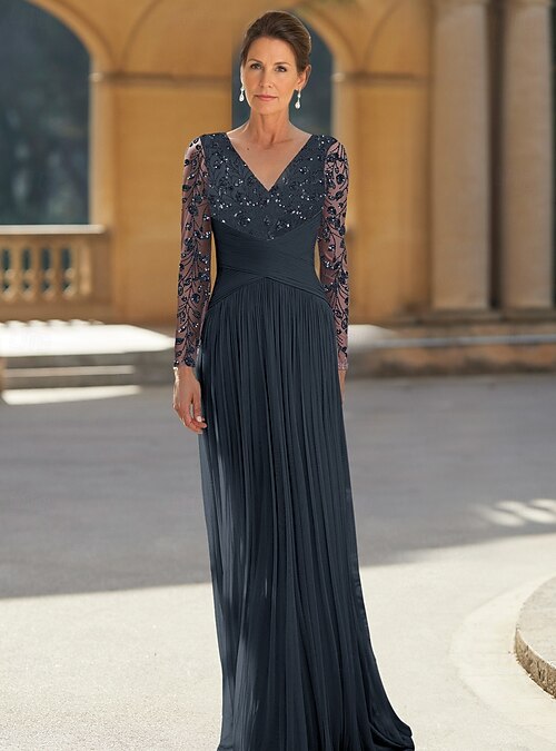 a-line v-neck floor-length chiffon lace mother of the bride dress Zapakasa Woman Elegant Dark Green Mother of the Bride Dress with Lace  Appliques A-Line V-neck Chiffon Long Formal Dress