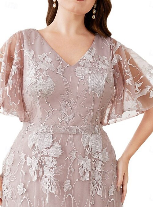 Plus Size Dress Mother of the Bride Curve Dress Elegant V Neck Floor Length  Lace Short Sleeve with Lace 2026 - $184.99
