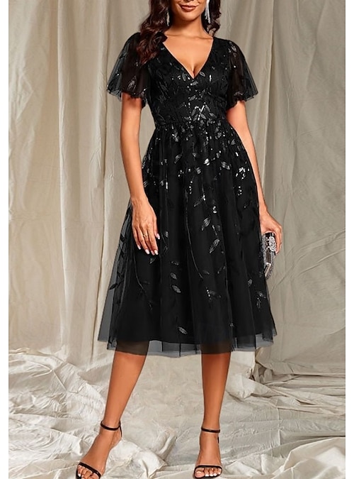 A-Line Mother of the Bride Dress Wedding Guest Elegant V Neck Tea Length Lace Short Sleeve with Lace Midi Dress