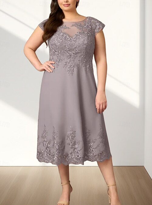 engagement party guest dress The Dos and Don'ts of Dressing for an Machine washing is not recommended in order to preserve the quality and longevity of the fabric. What to Wear to an