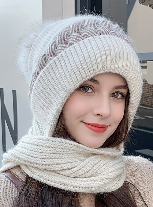 Women display picture 1