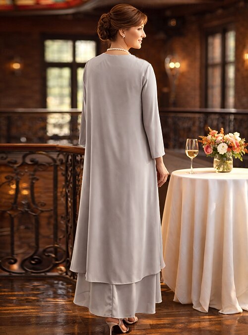chinese dress ladies Amazon.com: MarsRoad Floral Black Mother of The Groom Dresses with 3/4 Long  Sleeves Chiffon Sparkly Pleated Cocktail Dresses for Women 2024 US2 :  Clothing, Shoes & Jewelry main image 1