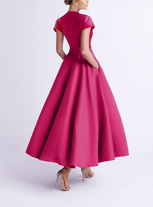 la perla cocktail dress Red with Built-in Bra – Sous Les Fleurs Style:EP09890LV and floral appliqué accents sa_usa-20-weeks-cover Wedding Attire Macys Bridal