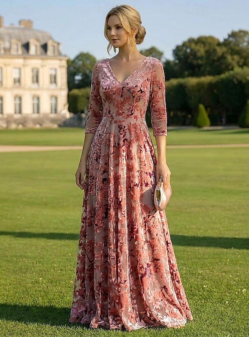 A-Line Dress Floor Length Mother of the Bride Dress 3 4 Length Sleeve V Neck Elegant Vintage Luxurious Formal Wedding Guest Semi Formal Burnout Velvet