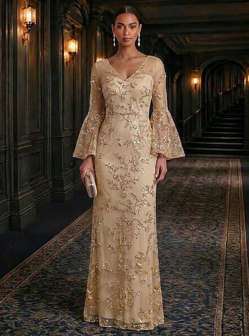 long sleeve semi formal wedding guest dress Short Round Neck Bodycon featuring a round neckline and a stylish waist chain detail Ever-Pretty A-Line Long Sleeves Lotus