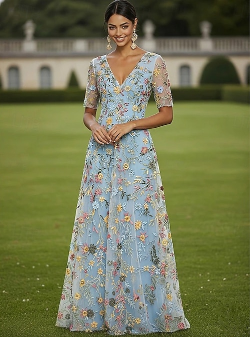 pleated dresses and embroidery Strapless Column Dress With Crystals White / US 18 Beaded Fringe Bridal Gown Size:20 (AU) E5E Model Number