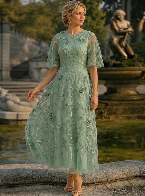 mother of the groom bohemian garden wedding dress A-Line Ankle Length Bride Dress Half Sleeve Crew Neck Elegant Simple Floral Beach Party Formal Lace with 3D Flowers Embroidery 2026 Cowl Back Regal Promenade Gown Wool Autumn Coat | Size:UK 5.5