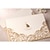 billige Bryllupsinvitationer-Foldet Bryllupsinvitationer-Invitationskort Formel Stil Klassisk Stil Brud &amp; Brudgom Stil Perle-papir 6.5*4.5 tommer (ca. 16.6*11.5cm)