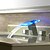 billige Armaturer til badeværelset-Håndvasken vandhane - LED / Vandfald Krom Udspredt Tre Huller / To Håndtag tre hullerBath Taps / Messing
