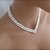 preiswerte Halsketten-Frauen Doppel-V-förmige Perlenkette