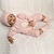 preiswerte Lebensechte Puppe-22-Zoll-Reborn-Puppe Baby-Reborn-Baby-Puppe Neugeborene lebensechte handgemachte ungiftige handaufgetragene Wimpern Ganzkörper-Silikon 22&quot; mit Kleidung und Zubehör für Mädchengeburtstags- und