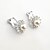 abordables Boucle d&#039;Oreille-Femme Boucles d&#039;oreilles Clips Boucles d&#039;Oreille Fleur dames Rétro Vintage Le style mignon Soirée Perle Des boucles d&#039;oreilles Bijoux Blanche / Noir Pour Mariage Quotidien Mascarade Soirée de