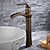 olcso Klasszikus-sárgaréz fürdőszobai mosogató csaptelep, vízesés antik sárgaréz széles körben elterjedt vízáramú egyfogantyús egylyukú fürdőcsapok hideg és meleg kapcsolóval